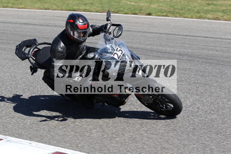 Archiv-2025/48 25.08.2025 Cornu Master School ADR/gruen-vert/25